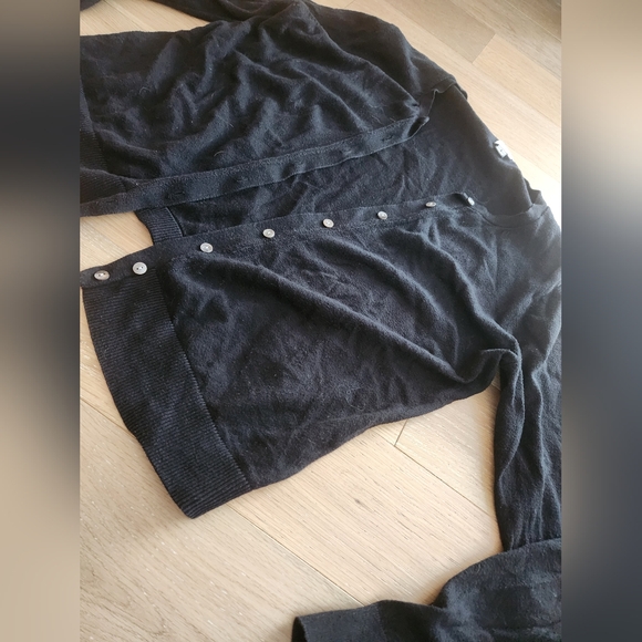 A NEW DAY | Simple black waist-length cardigan - Picture 2 of 5